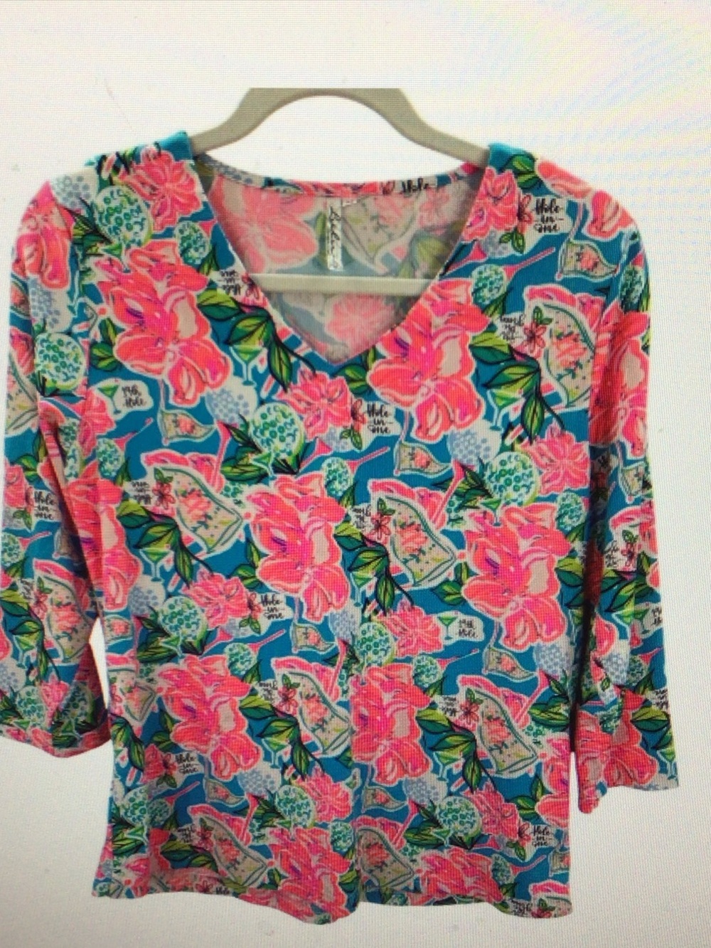 Vibrant Floral V-Neck Women's Top - Pink & Blue